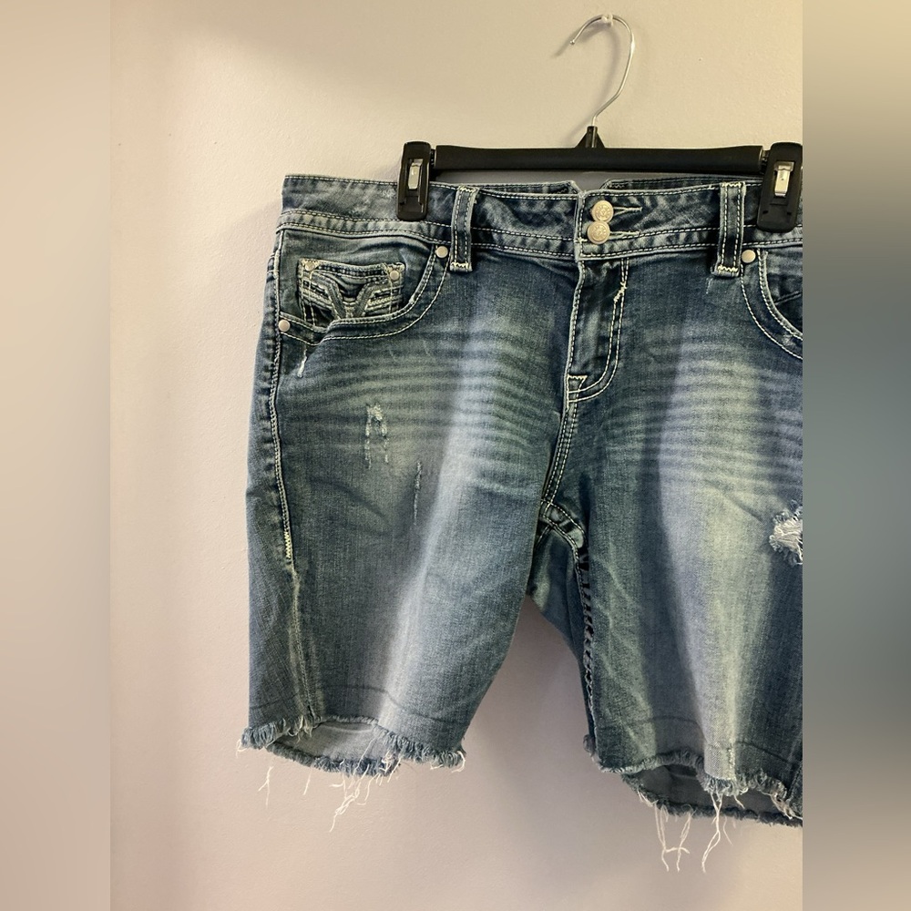 VIGOSS “The Dublin Boyfriend” Distressed  Shorts – Size 20 Jeans cut to shorts - Picture 6 of 16